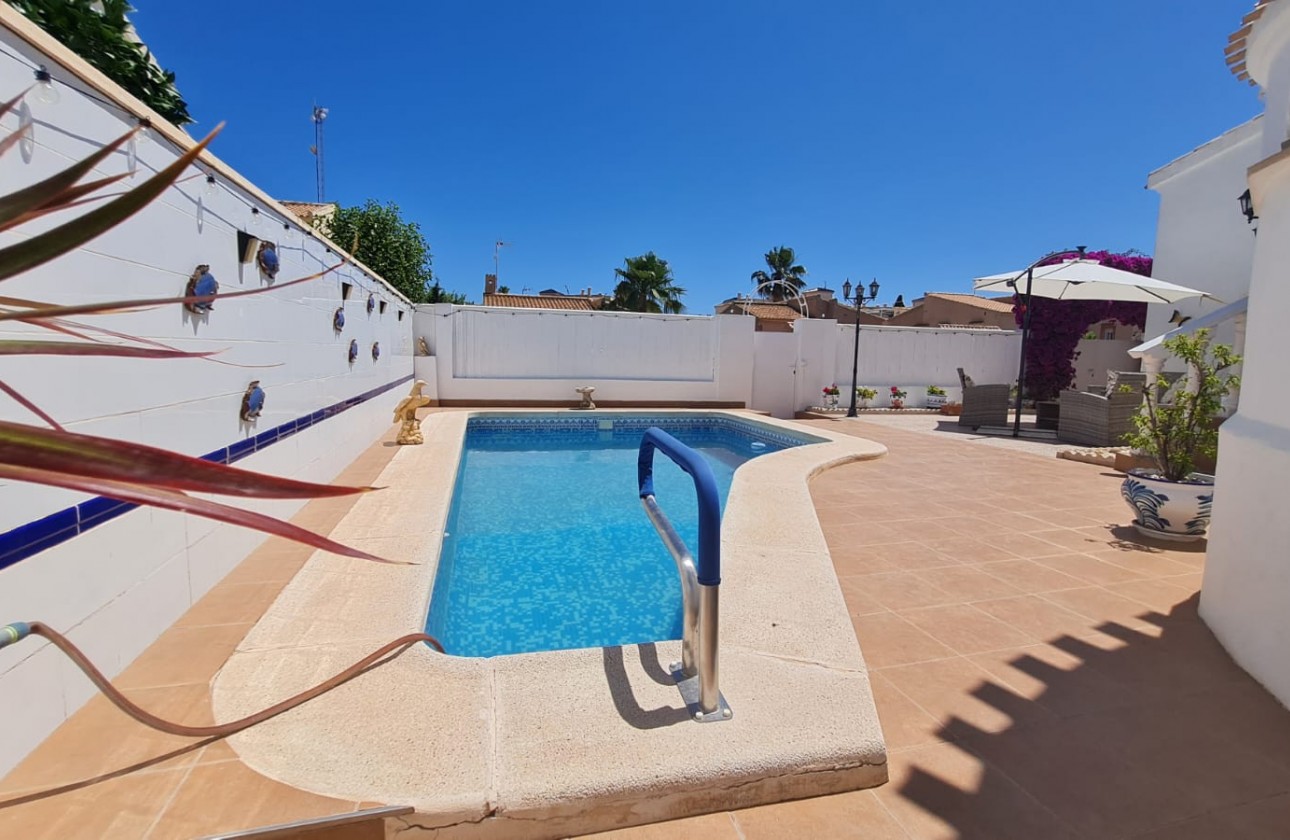 Resale - Detached Villa - Orihuela Costa - La Florida