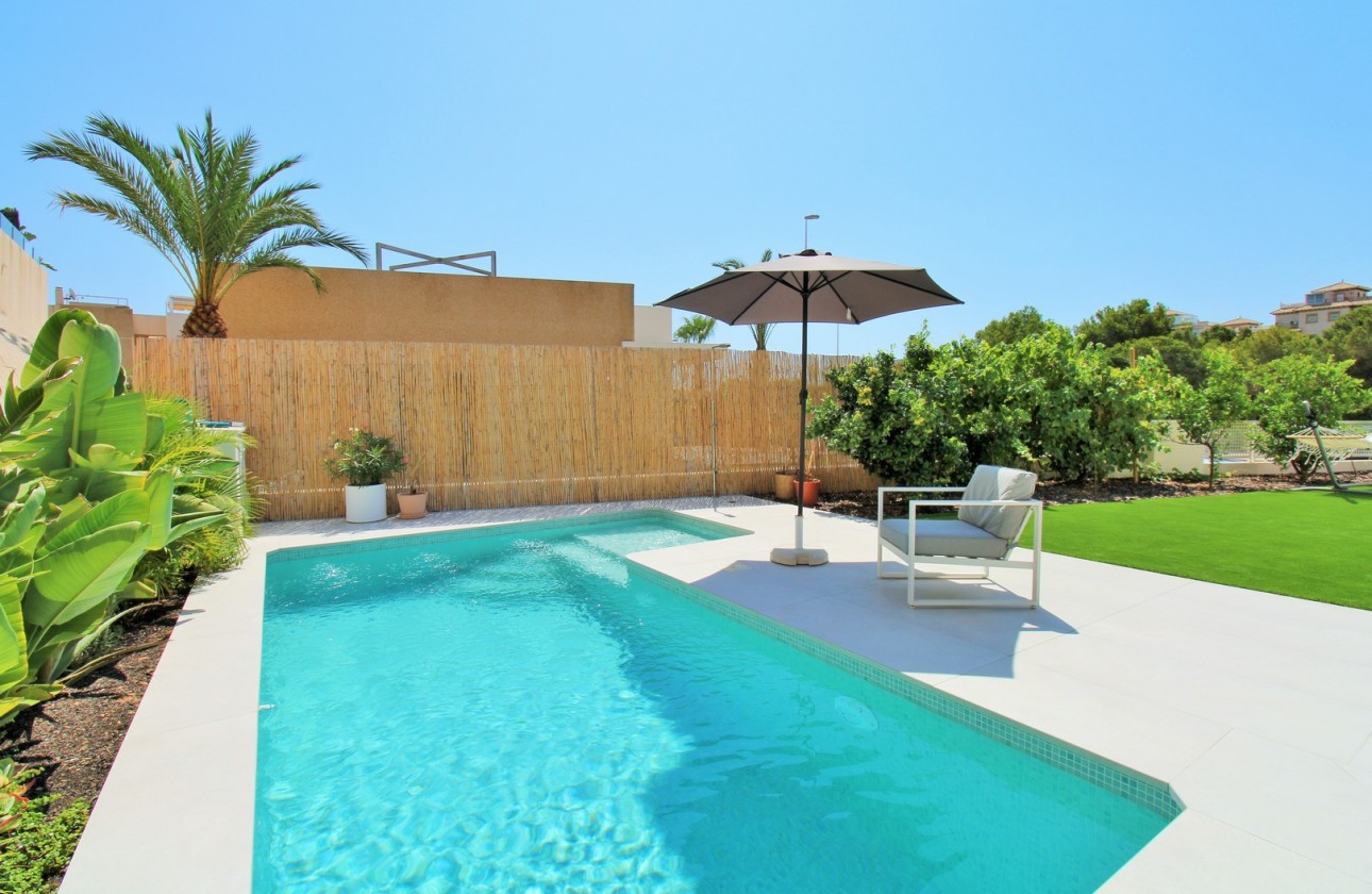 Resale - Detached Villa - Orihuela Costa - La Zenia