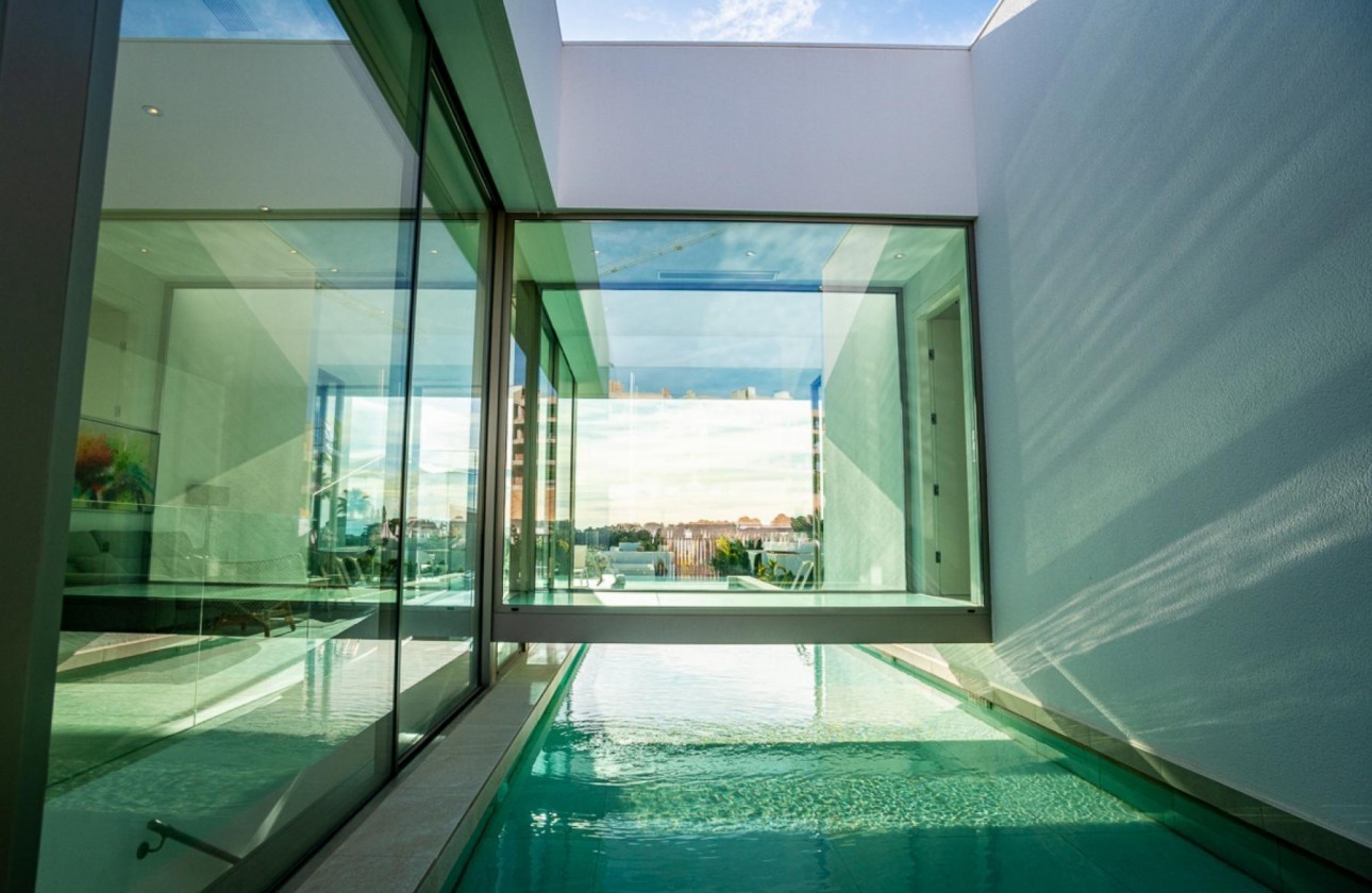 Resale - Detached Villa - Orihuela Costa - Las Colinas Golf