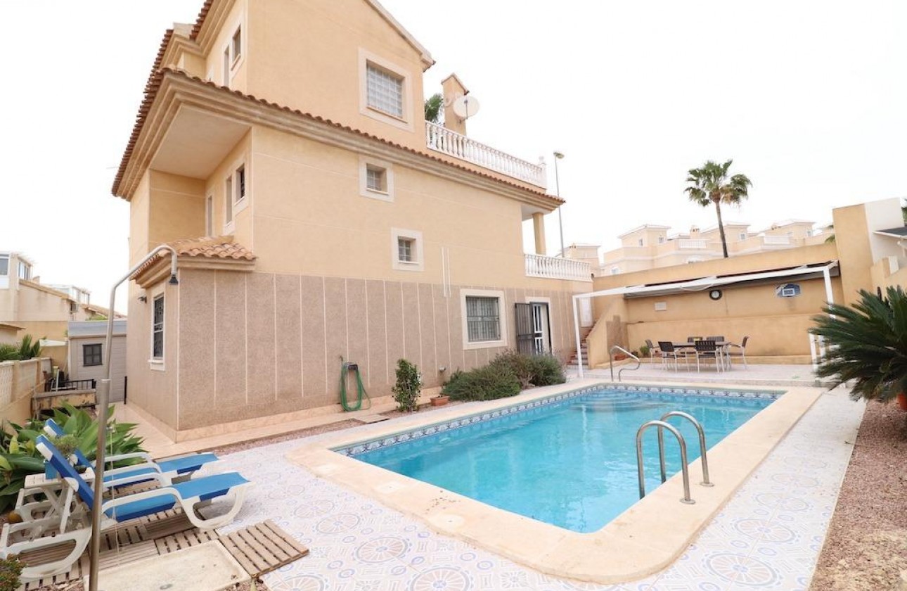 Resale - Detached Villa - Orihuela Costa - Las Mimosas