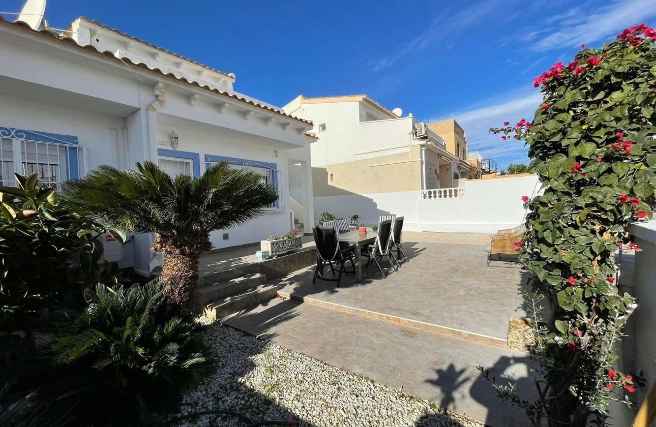 Resale - Detached Villa - Orihuela Costa - Las Mimosas