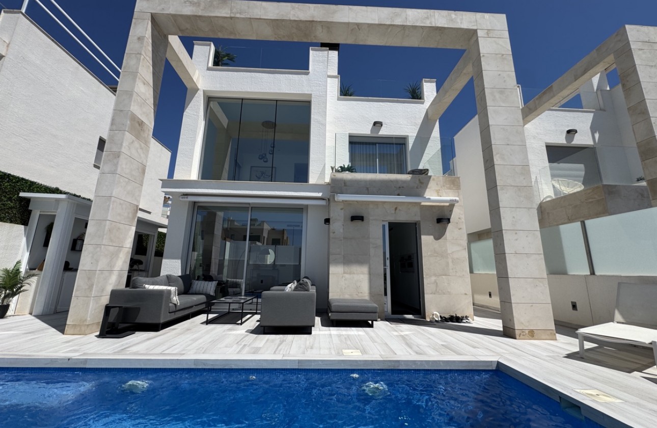 Resale - Detached Villa - Orihuela Costa - Lomas de Cabo Roig