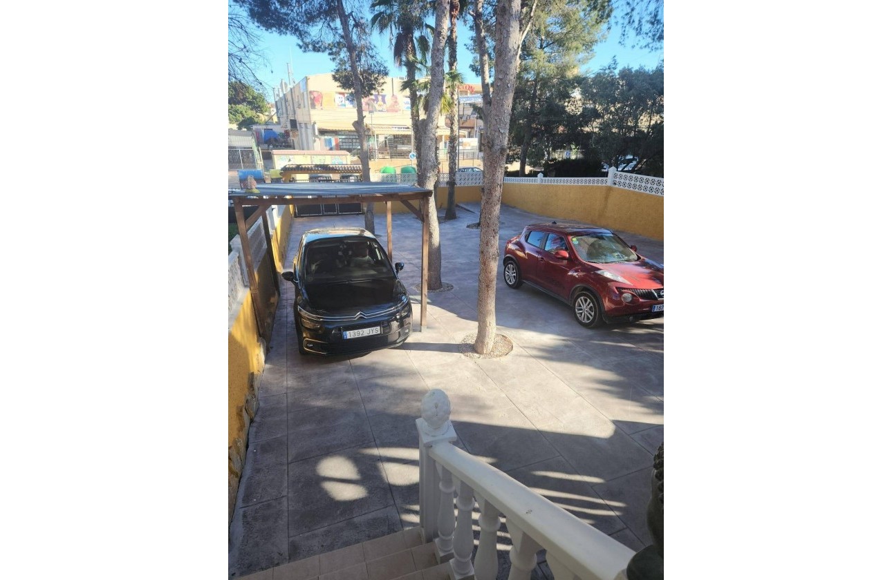 Resale - Detached Villa - Orihuela Costa - Los Almendros-La Florida