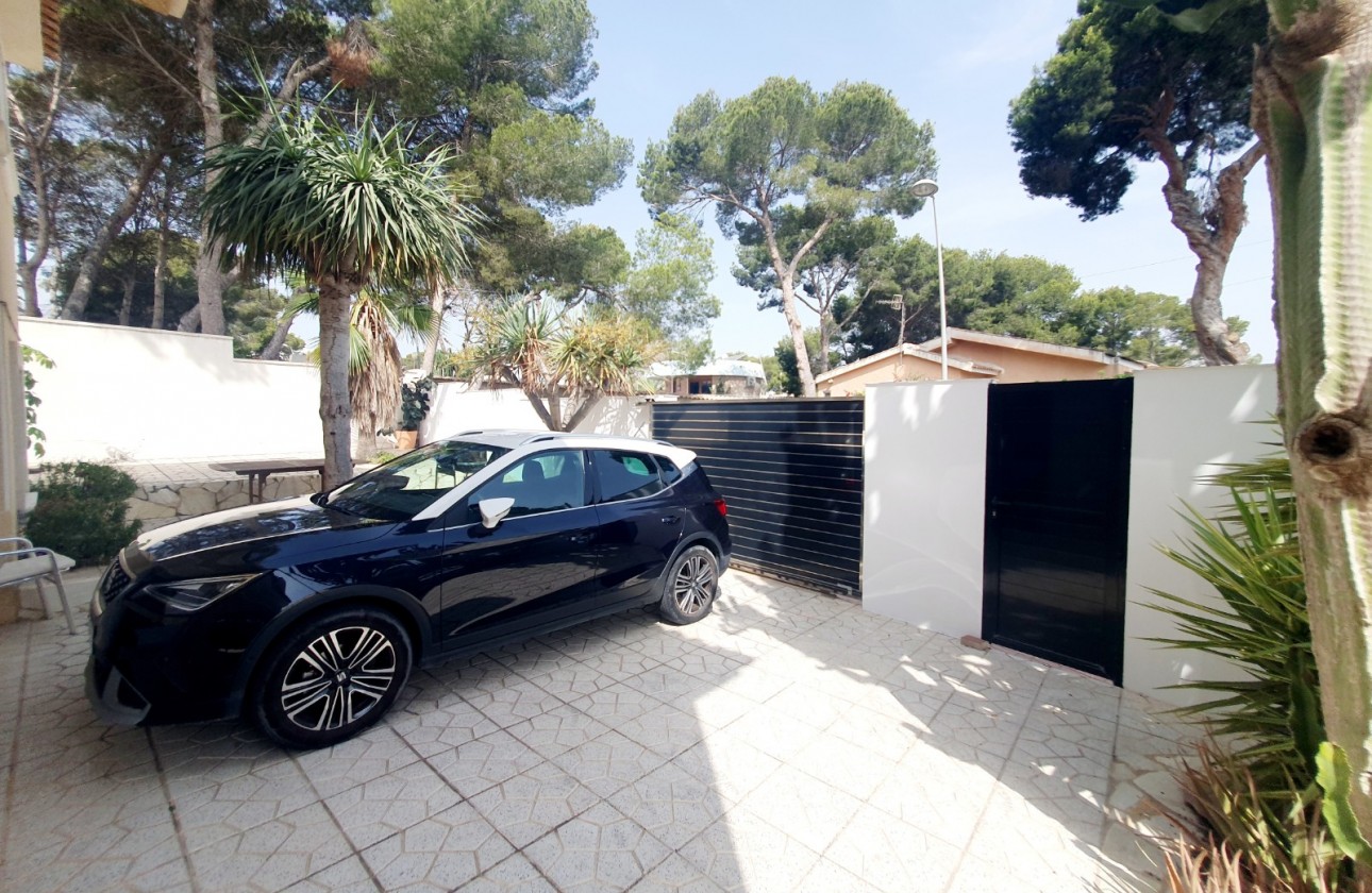 Resale - Detached Villa - Orihuela Costa - Los Balcones