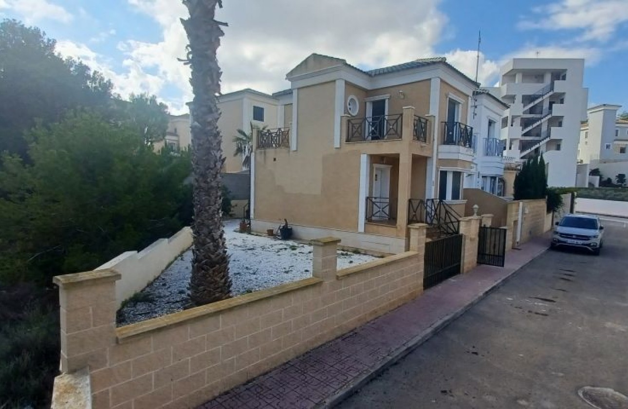 Resale - Detached Villa - Orihuela Costa - Orihuela