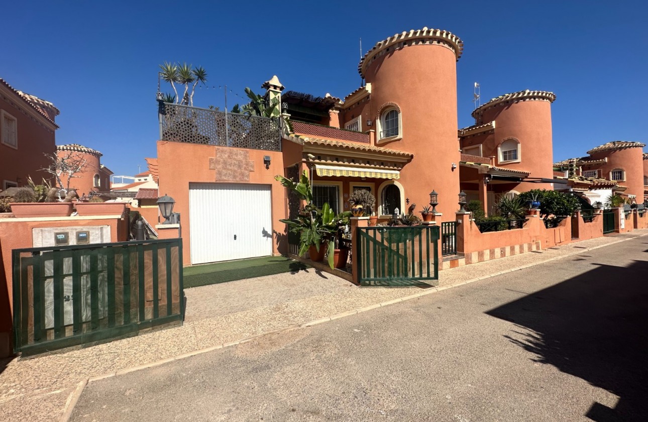 Resale - Detached Villa - Orihuela Costa - Playa Flamenca