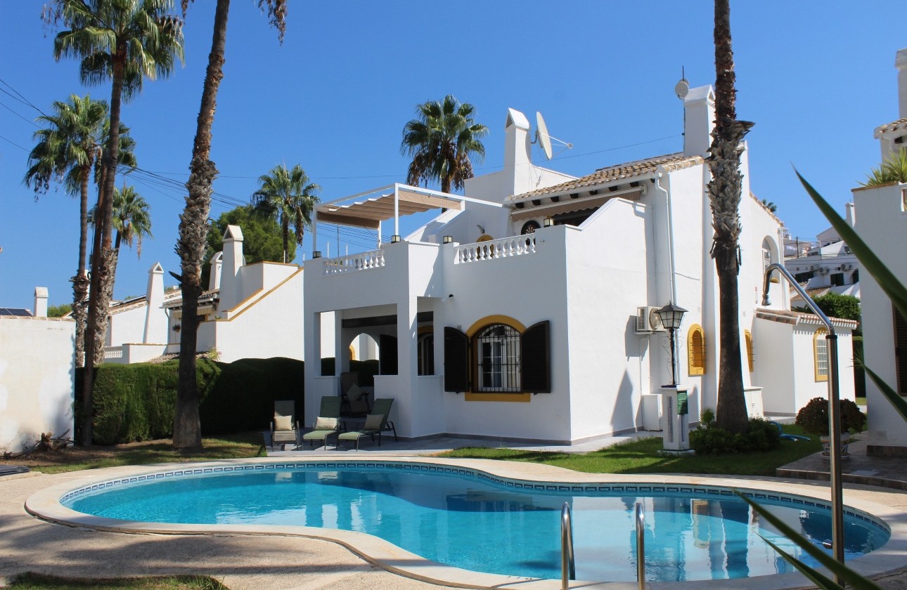 Resale - Detached Villa - Orihuela Costa - Villamartin Fortuna