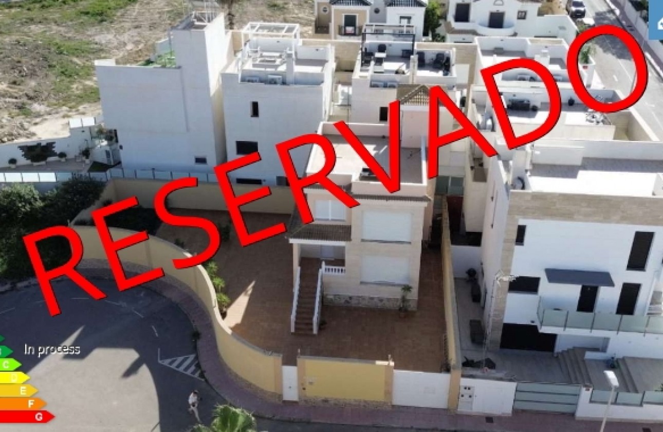 Resale - Detached Villa - Orihuela Costa - Villamartín-Las Filipinas