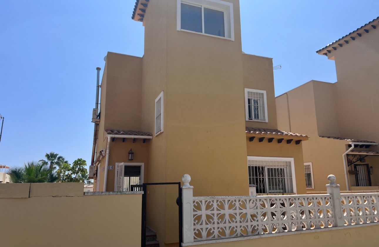 Resale - Detached Villa - Orihuela Costa - Villamartin