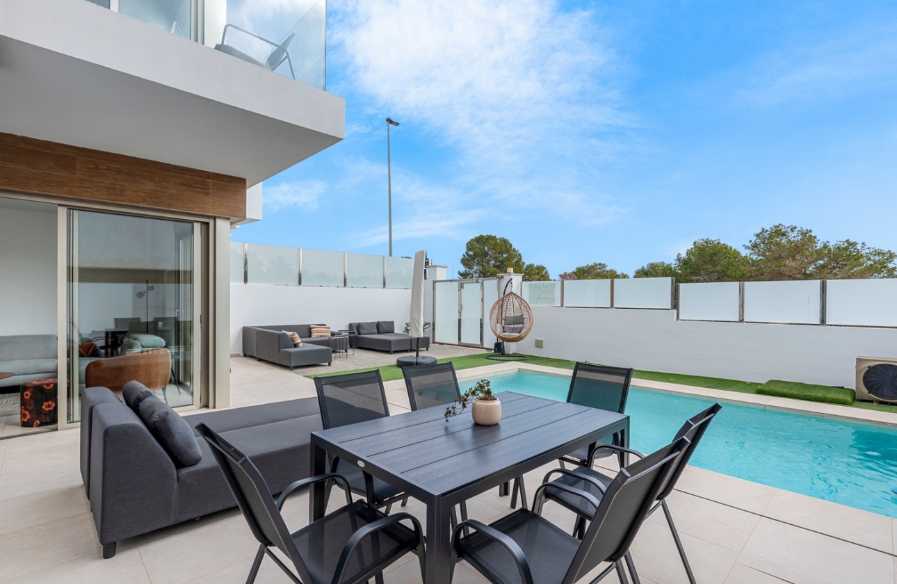 Resale - Detached Villa - Orihuela Costa - Villamartín