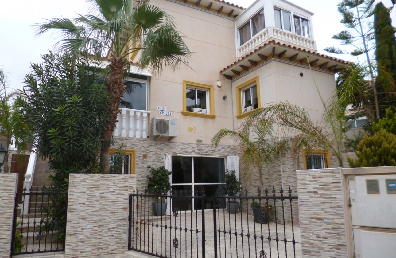 Resale - Detached Villa - Playa Flamenca - Costa Blanca