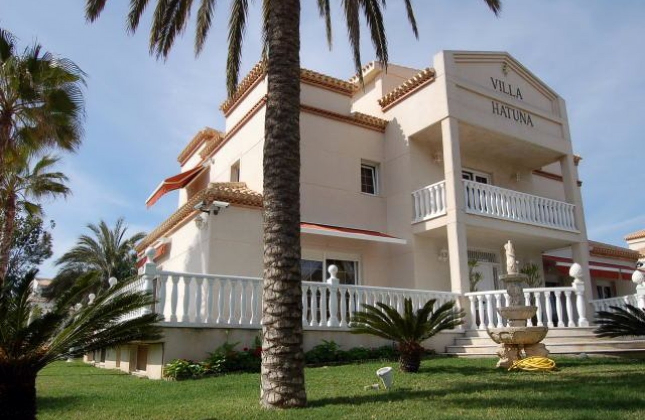 Resale - Detached Villa - Playa Flamenca I