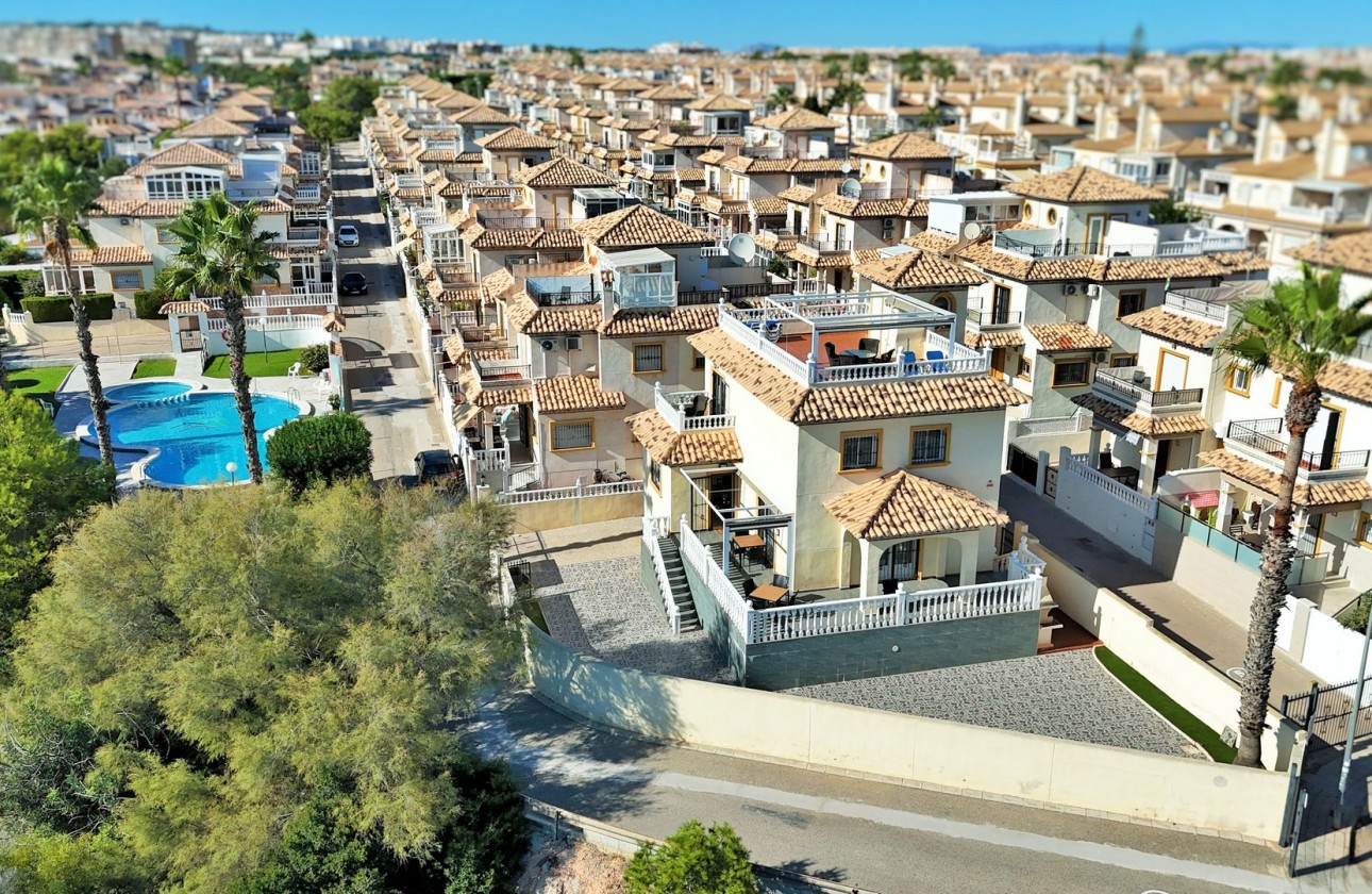 Resale - Detached Villa - Playa Flamenca