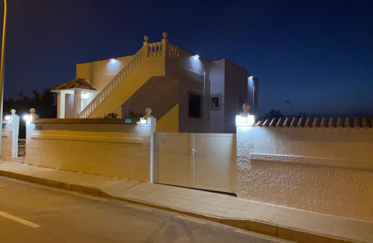 Resale - Detached Villa - San Miguel de Salinas - Inland