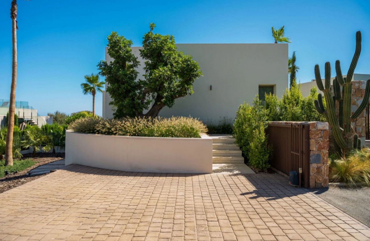 Resale - Detached Villa - San Miguel de Salinas - Las Colinas golf