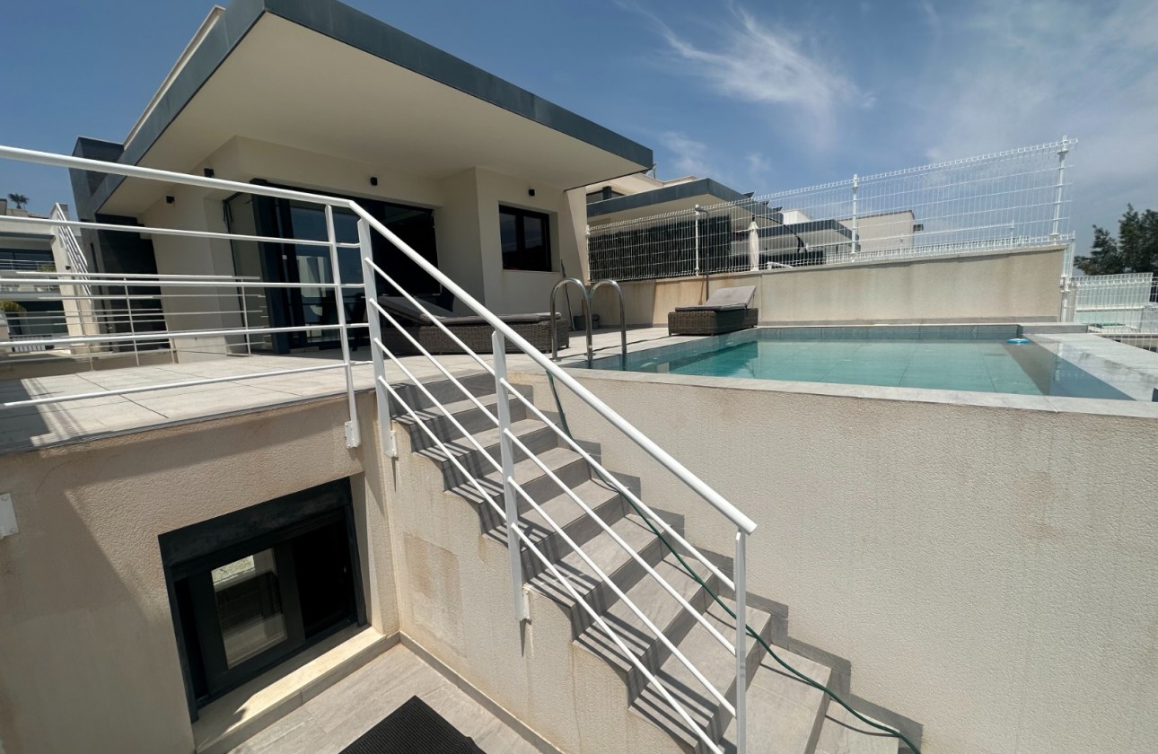 Resale - Detached Villa - San Miguel de Salinas - San Miguel Salinas