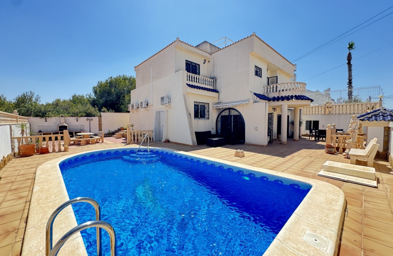 Resale - Detached Villa - San Miguel de Salinas