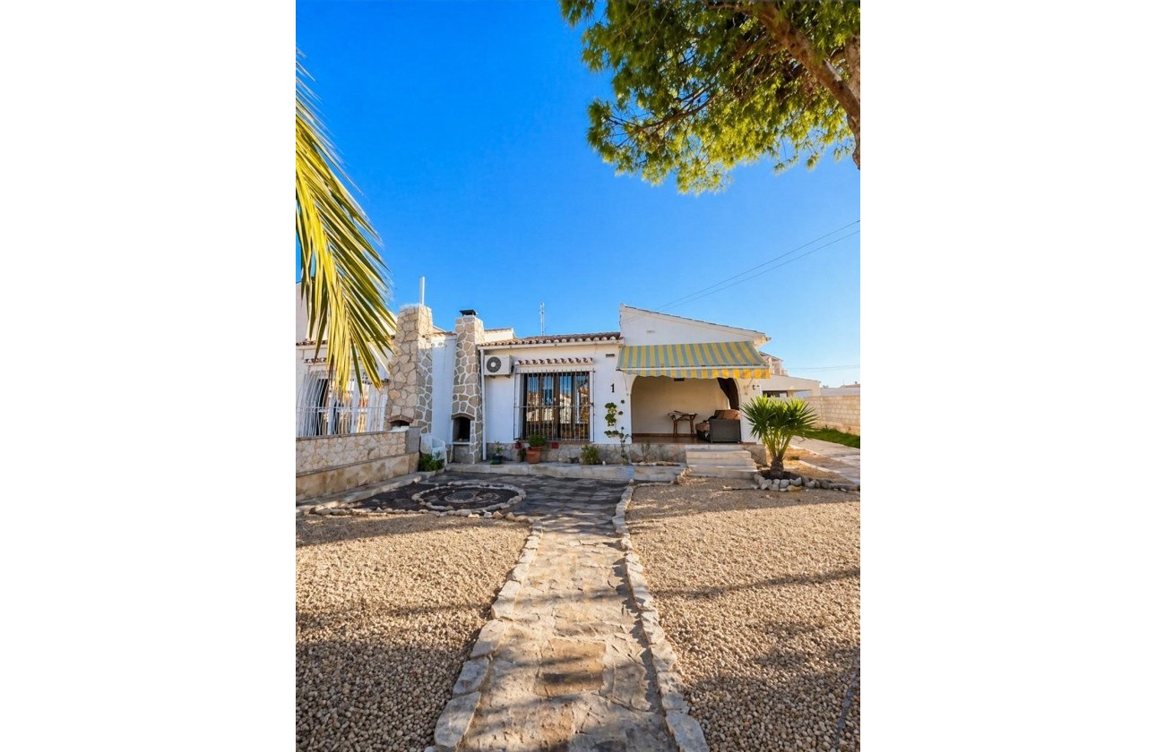 Resale - Detached Villa - Torrevieja - Aguas nuevas 1