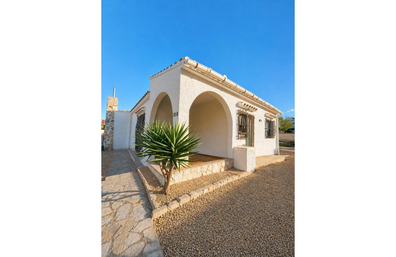 Resale - Detached Villa - Torrevieja - Aguas nuevas 1