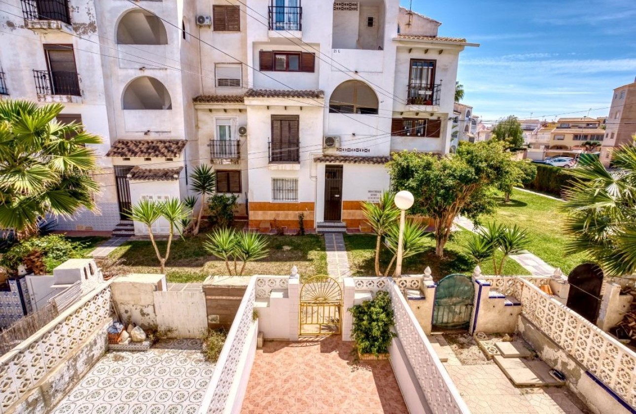 Resale - Detached Villa - Torrevieja - Calas blanca