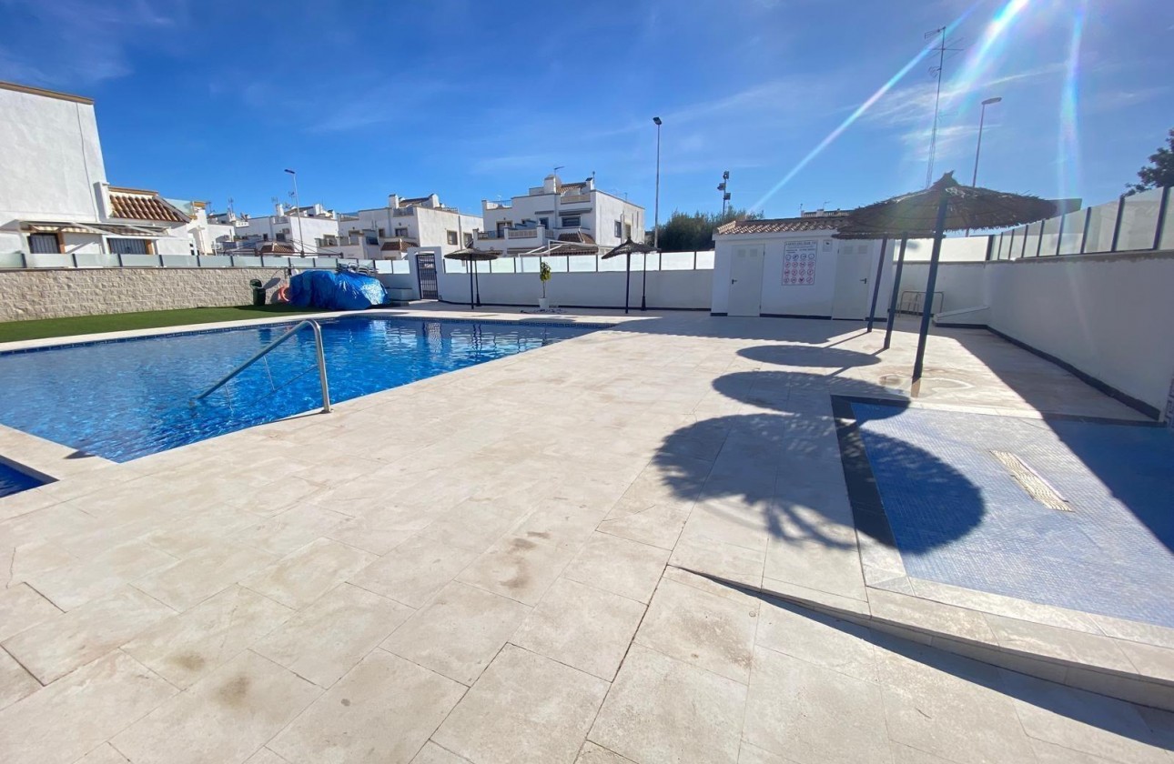 Resale - Detached Villa - Torrevieja - Carrefour