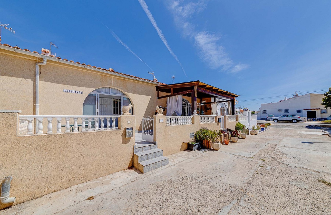 Resale - Detached Villa - Torrevieja - Costa Blanca