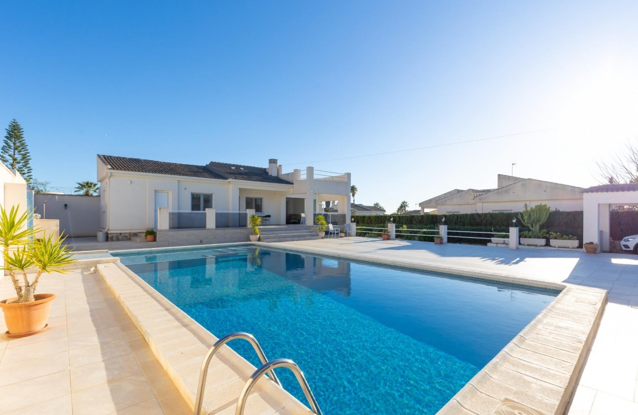 Resale - Detached Villa - Torrevieja - El chaparral