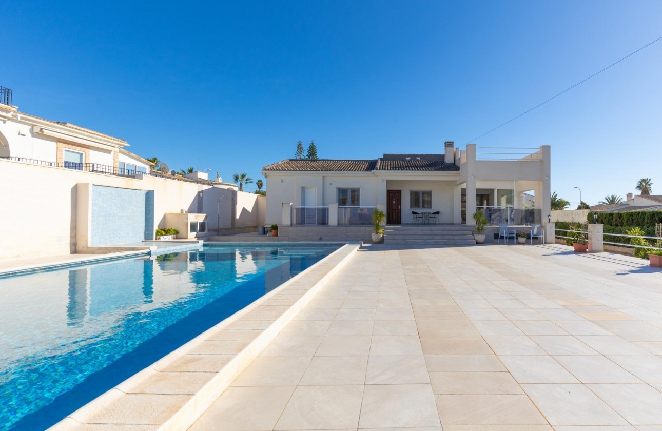 Resale - Detached Villa - Torrevieja - El chaparral