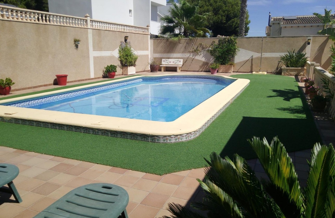 Resale - Detached Villa - Torrevieja - Eliseos playa