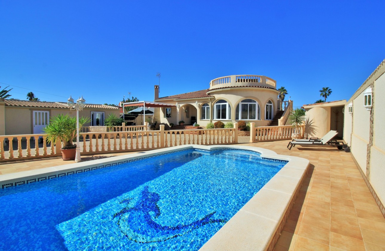 Resale - Detached Villa - Torrevieja - La Siesta