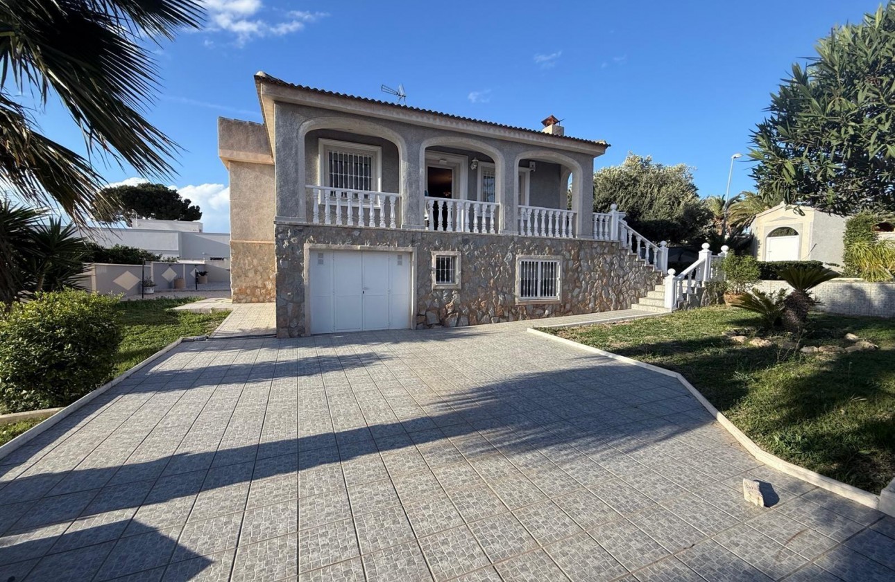 Resale - Detached Villa - Torrevieja - Los Balcones - Los Altos del Edén