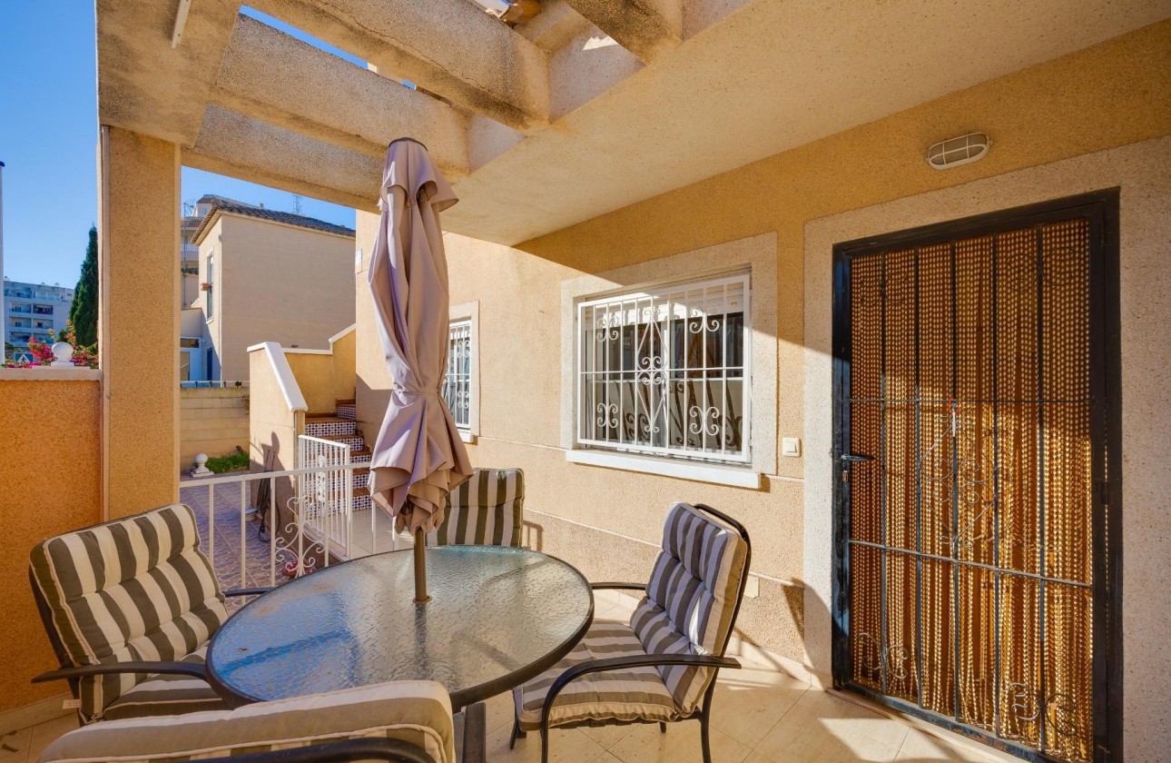 Resale - Detached Villa - Torrevieja - Playa de los locos