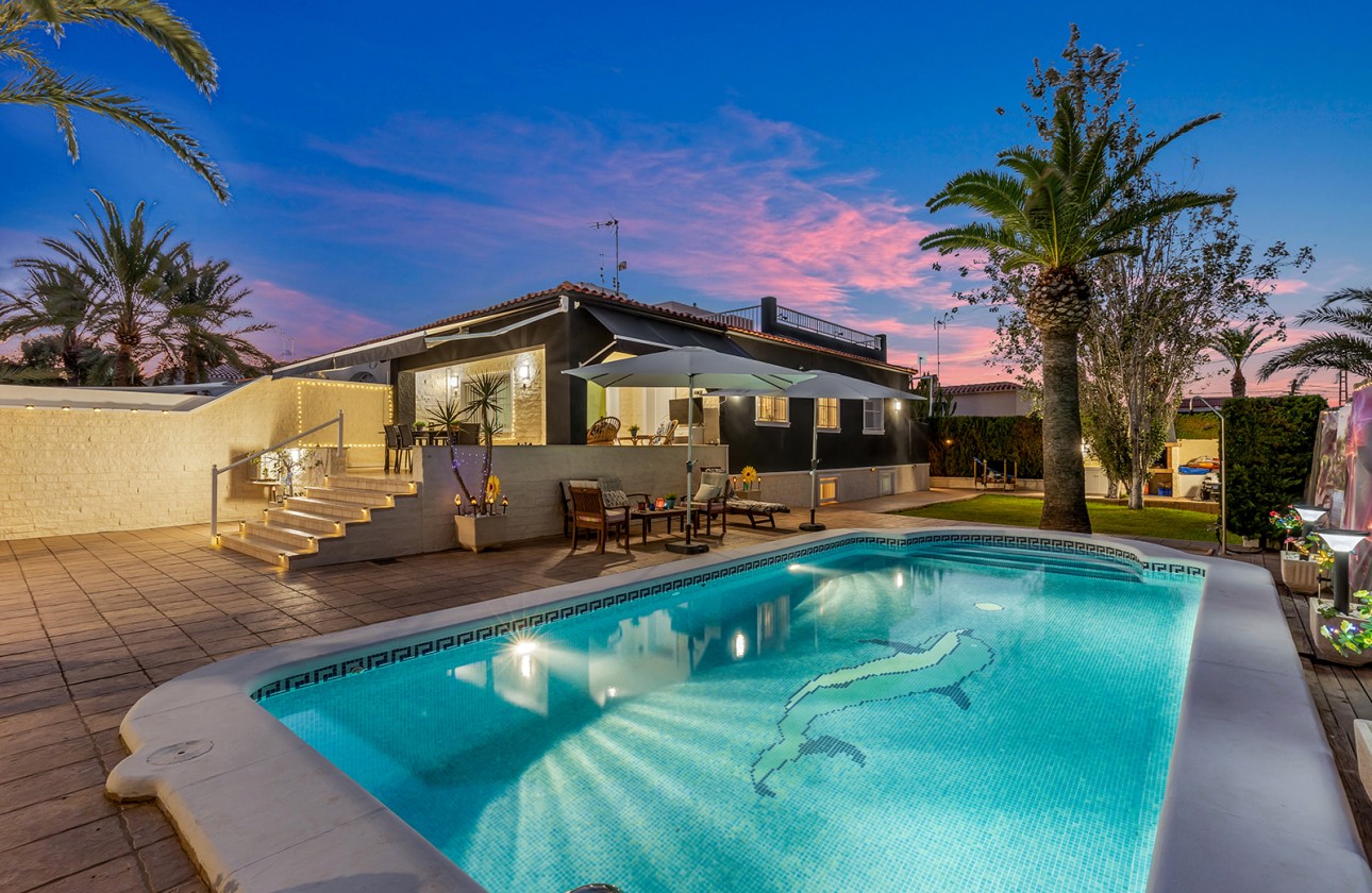 Resale - Detached Villa - Torrevieja - Rocio Del Mar