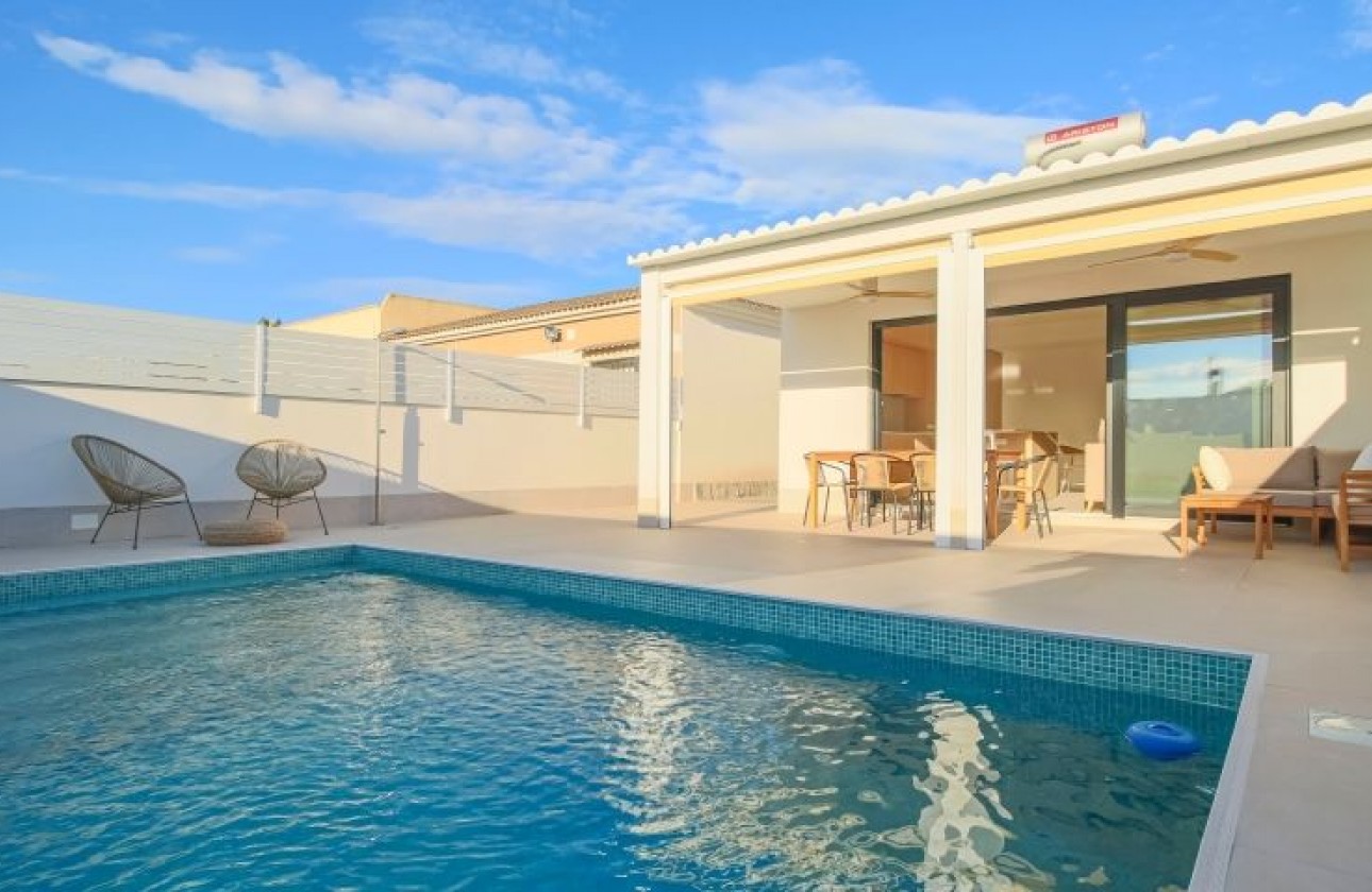 Resale - Detached Villa - Torrevieja