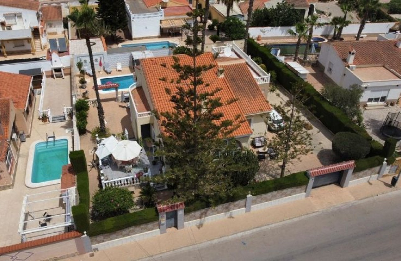 Resale - Detached Villa - Torrevieja