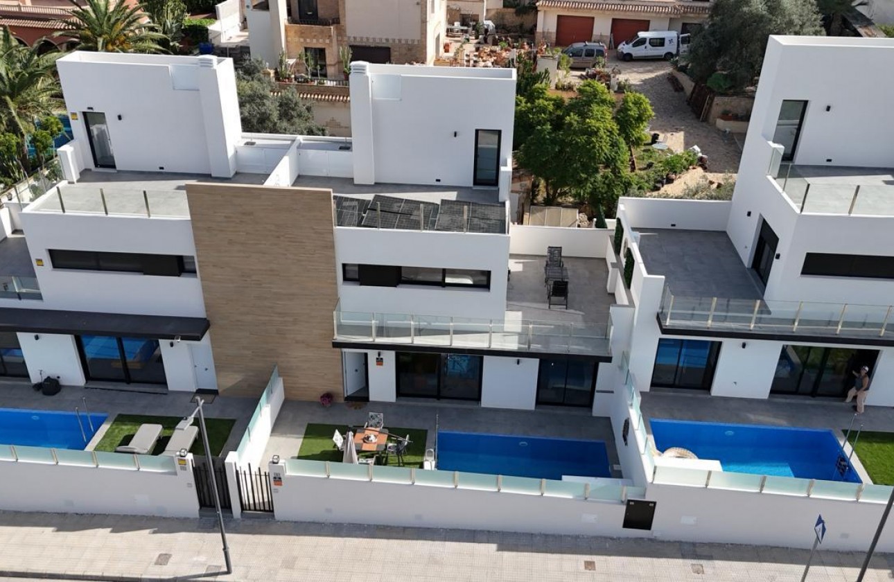 Resale - Detached Villa - Villamartin - Costa Blanca
