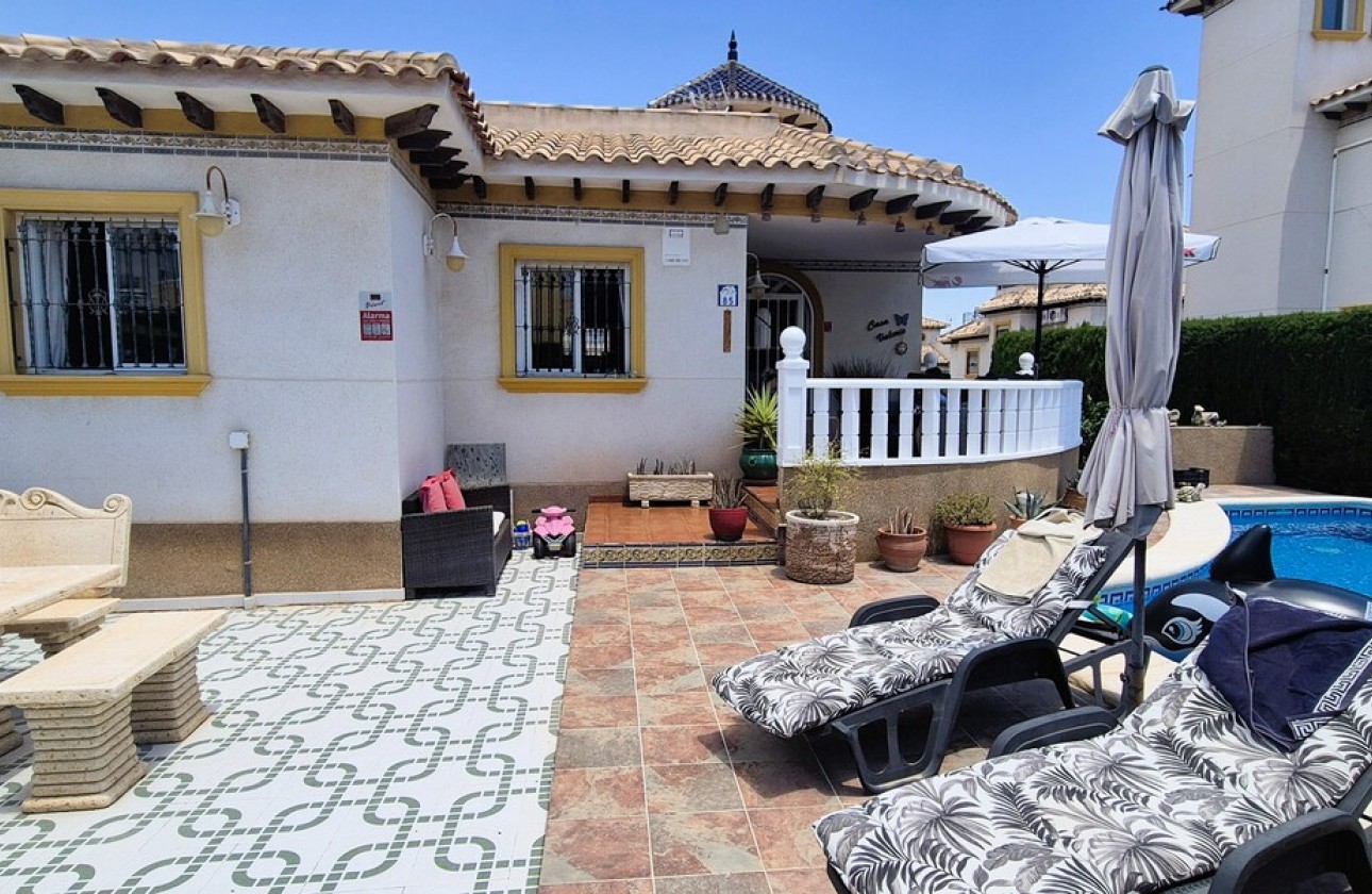 Resale - Detached Villa - Villamartin - Costa Blanca