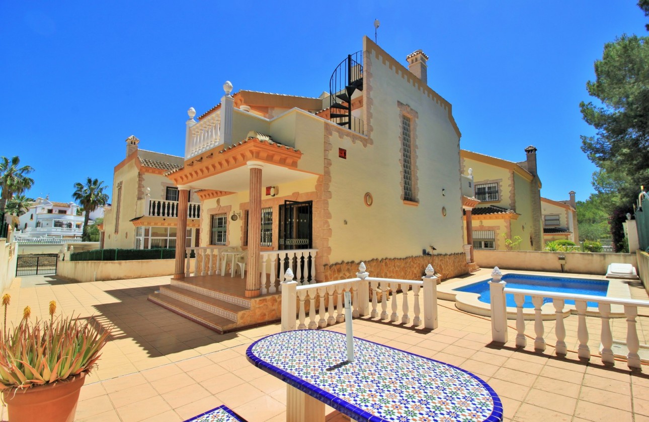 Resale - Detached Villa - Villamartin - Los Dolses