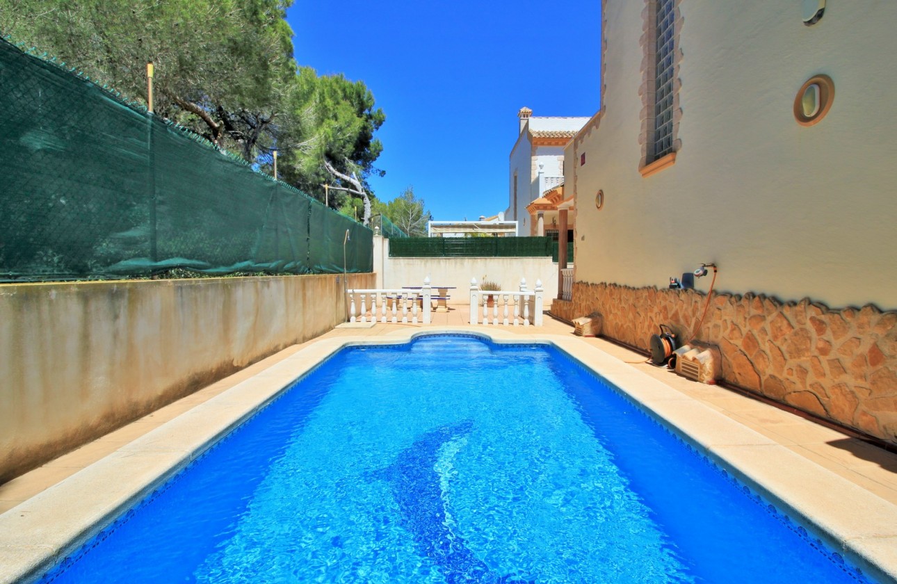 Resale - Detached Villa - Villamartin - Los Dolses