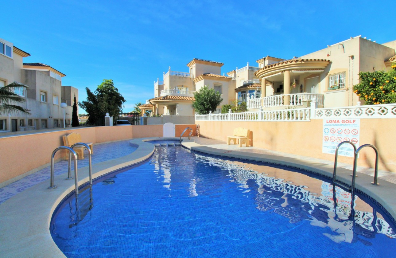 Resale - Detached Villa - Villamartin