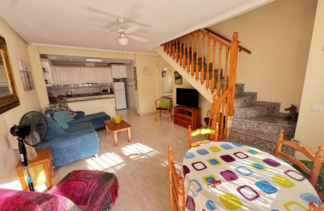 Resale - Detached Villa - Villamartin