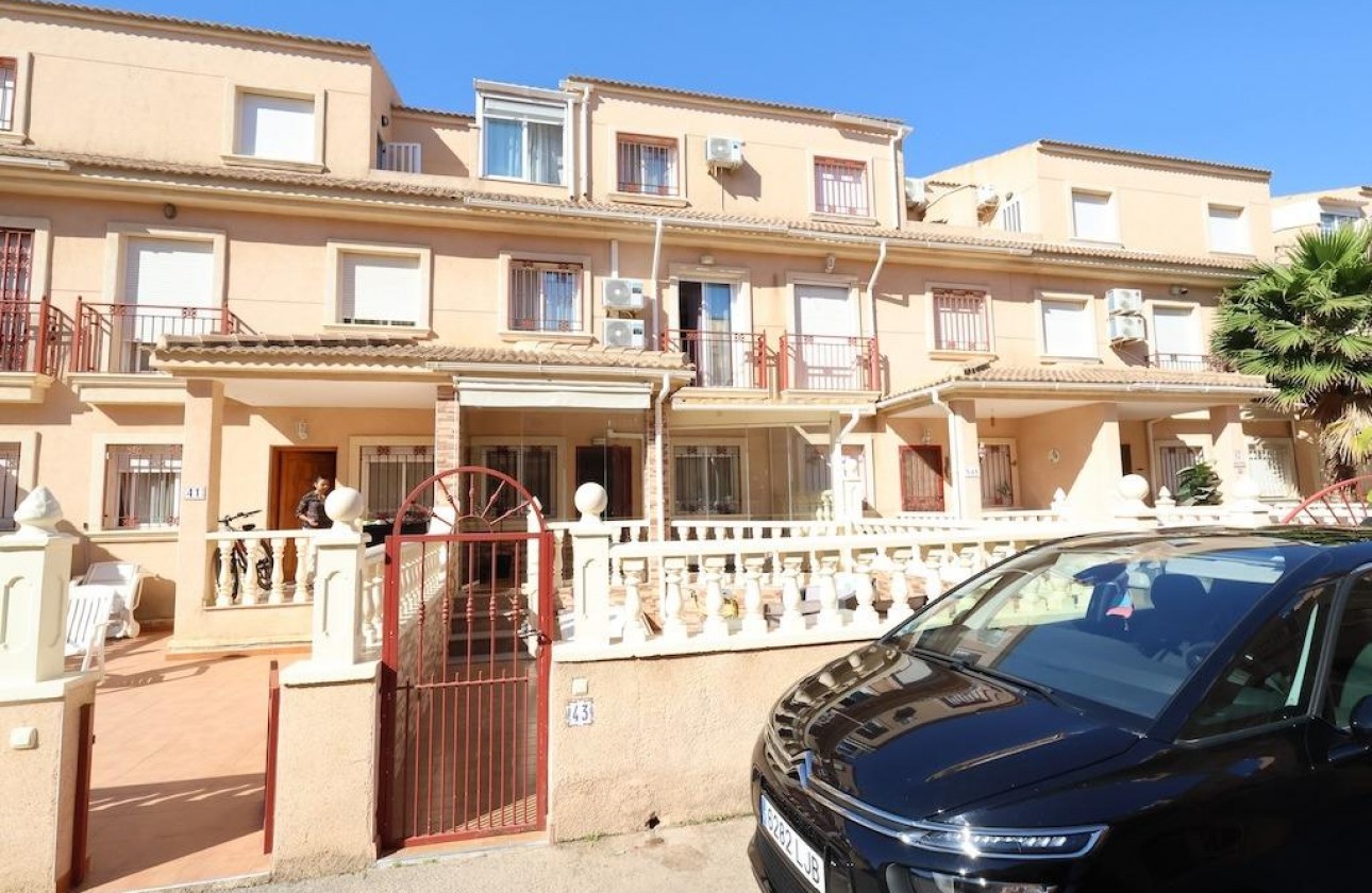 Resale - Duplex - Orihuela Costa - La Zenia