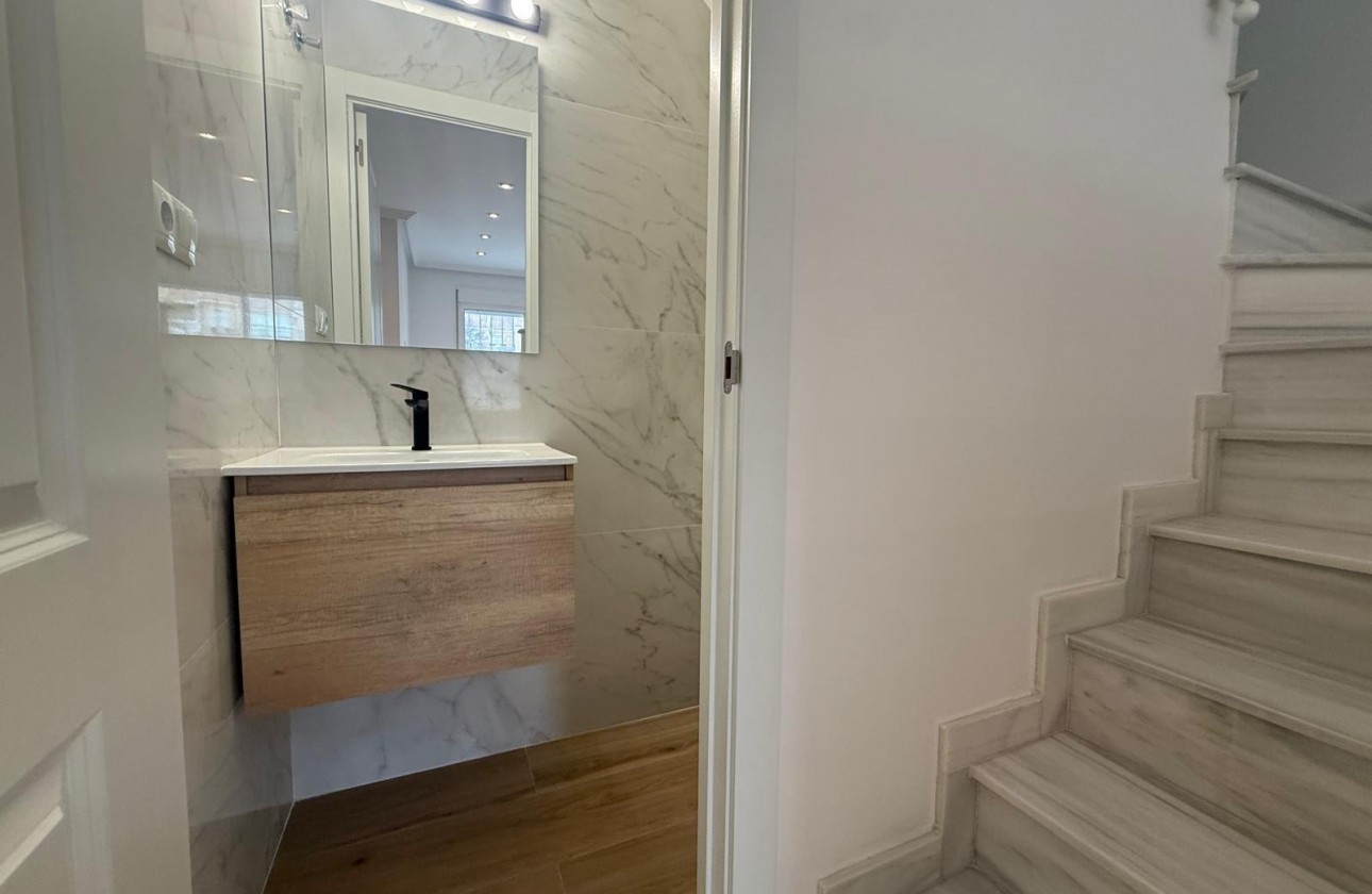 Resale - Duplex - Torrevieja - Aguas nuevas 1