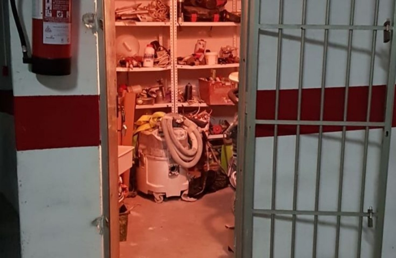 Resale - Garage - Torrevieja
