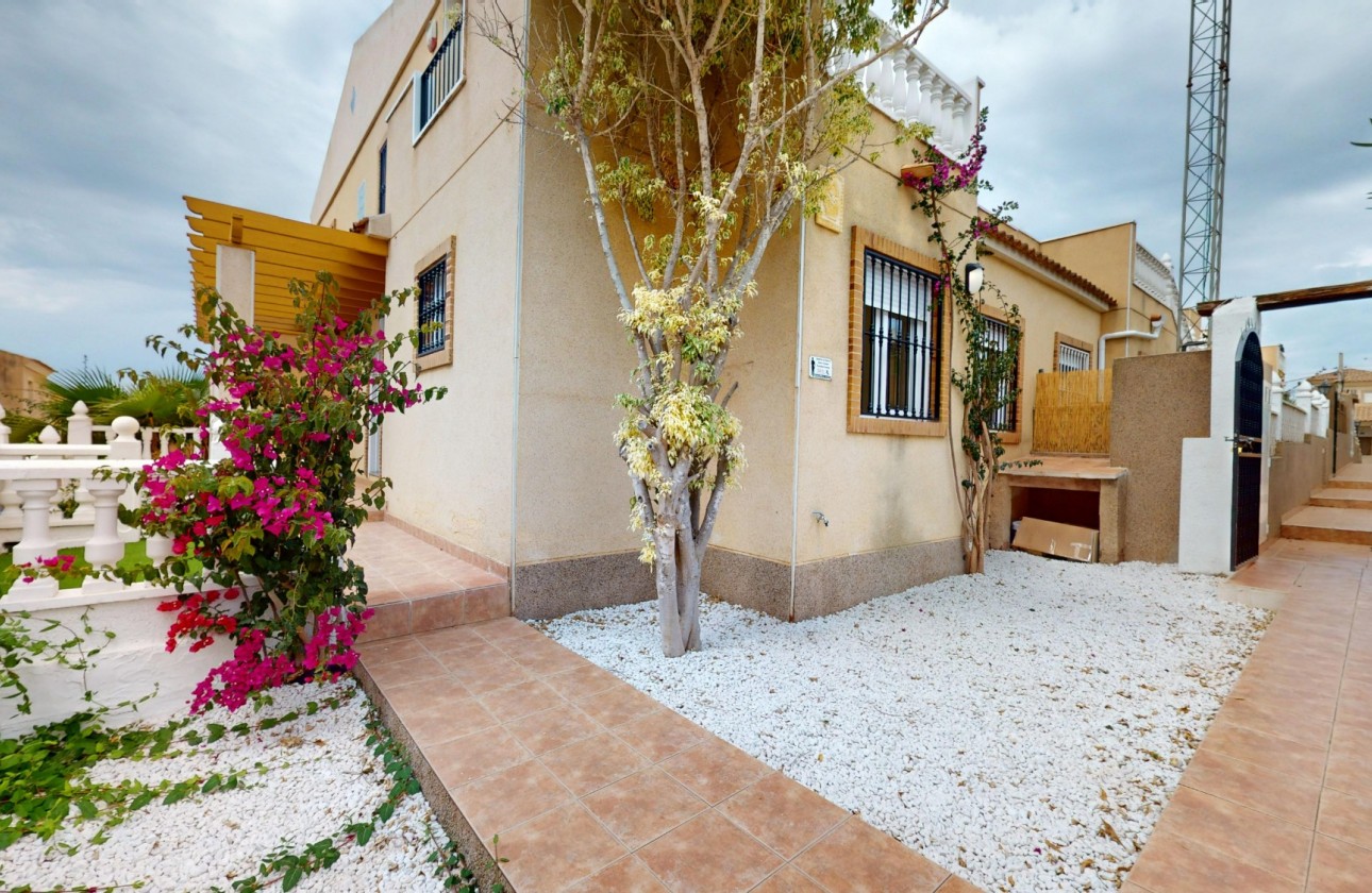 Resale - House - Townhouse - San Miguel de Salinas - BLUE LAGOON