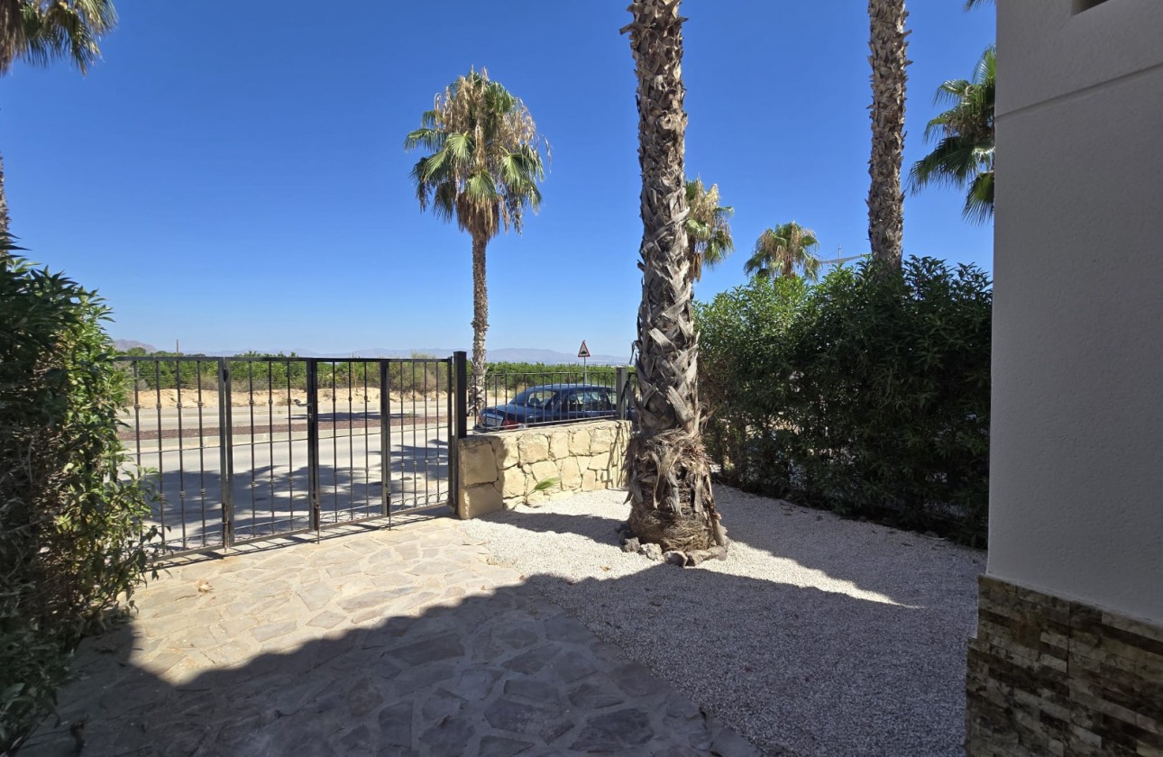 Resale - Semi Detached House - Algorfa - La Finca Golf Resort