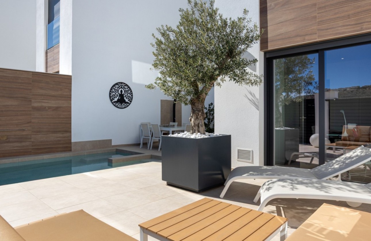 Resale - Townhouse - Benijofar