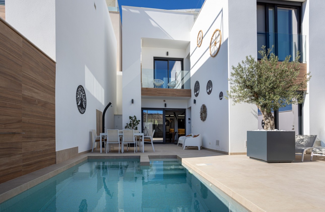 Resale - Townhouse - Benijofar