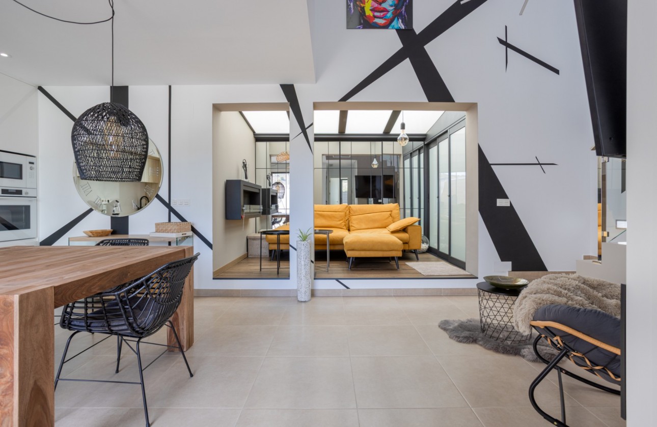 Resale - Townhouse - Benijofar