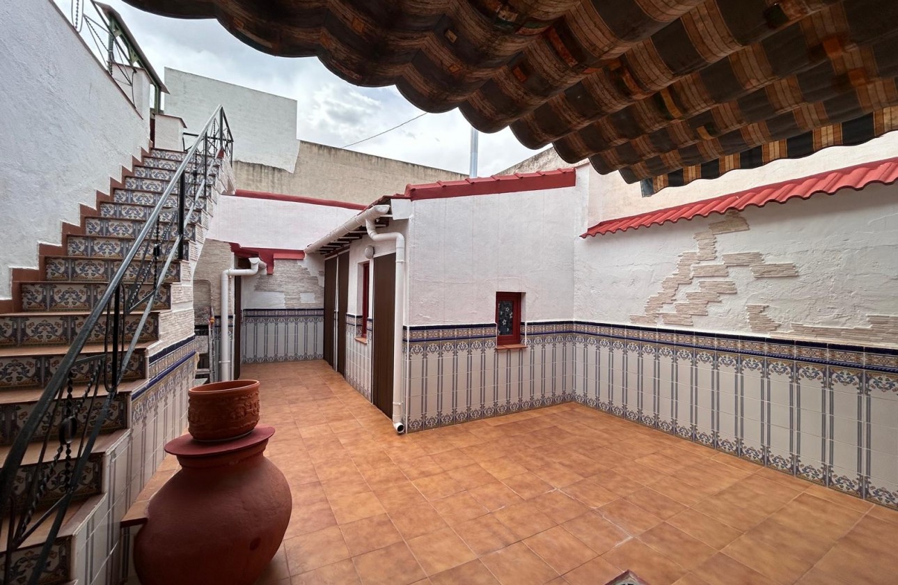 Resale - Townhouse - Jacarilla